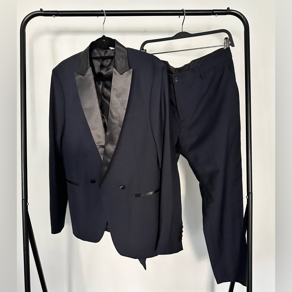 Zara suit
